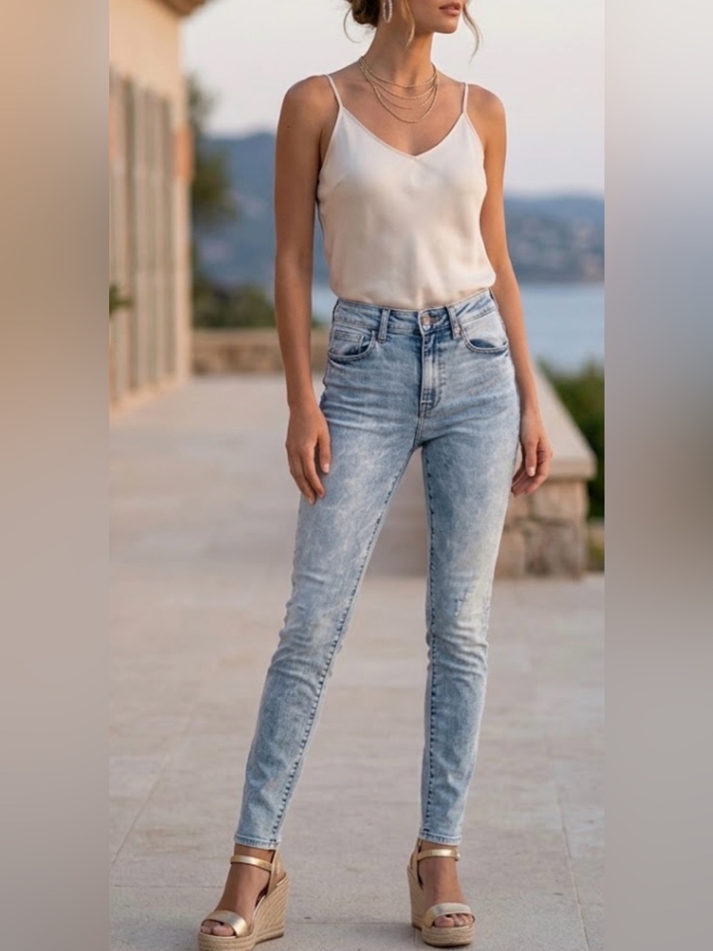 Fade look American Eagle Outfitters Light Blue Skinny Jeans